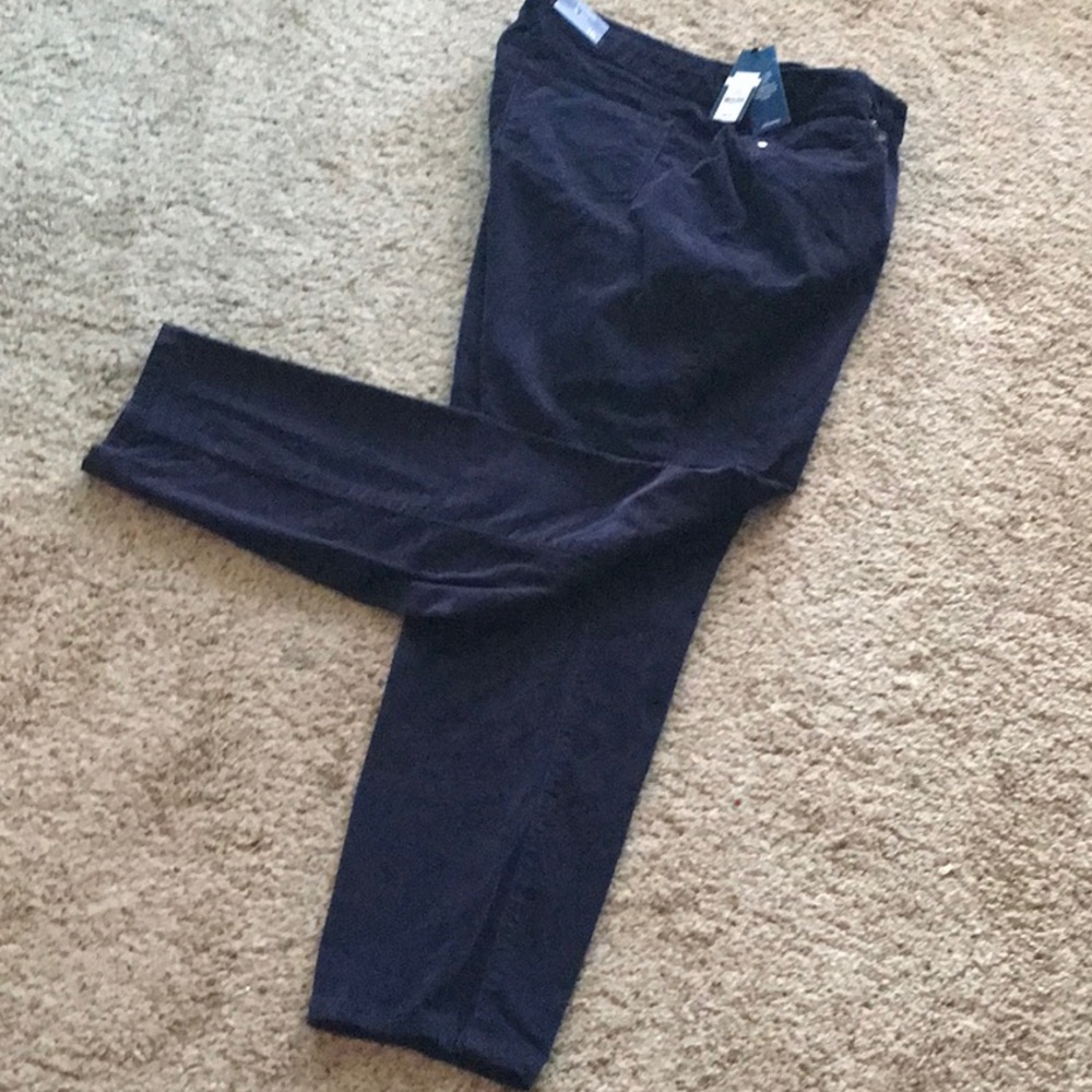 NWT corduroy skinny Pants